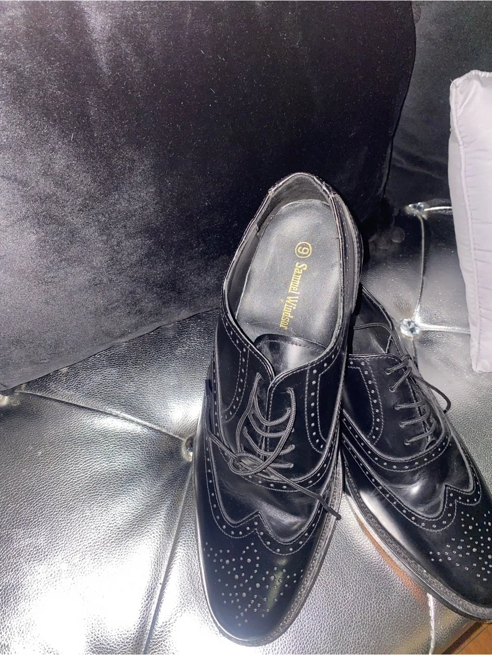 Windsor Black Leather Brogue Lace-Up Oxfords